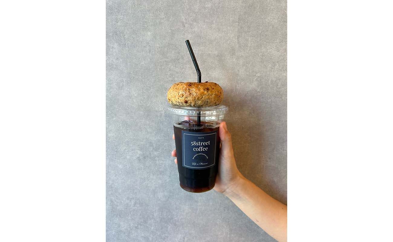 เครื่องดื่ม + เบเกิล