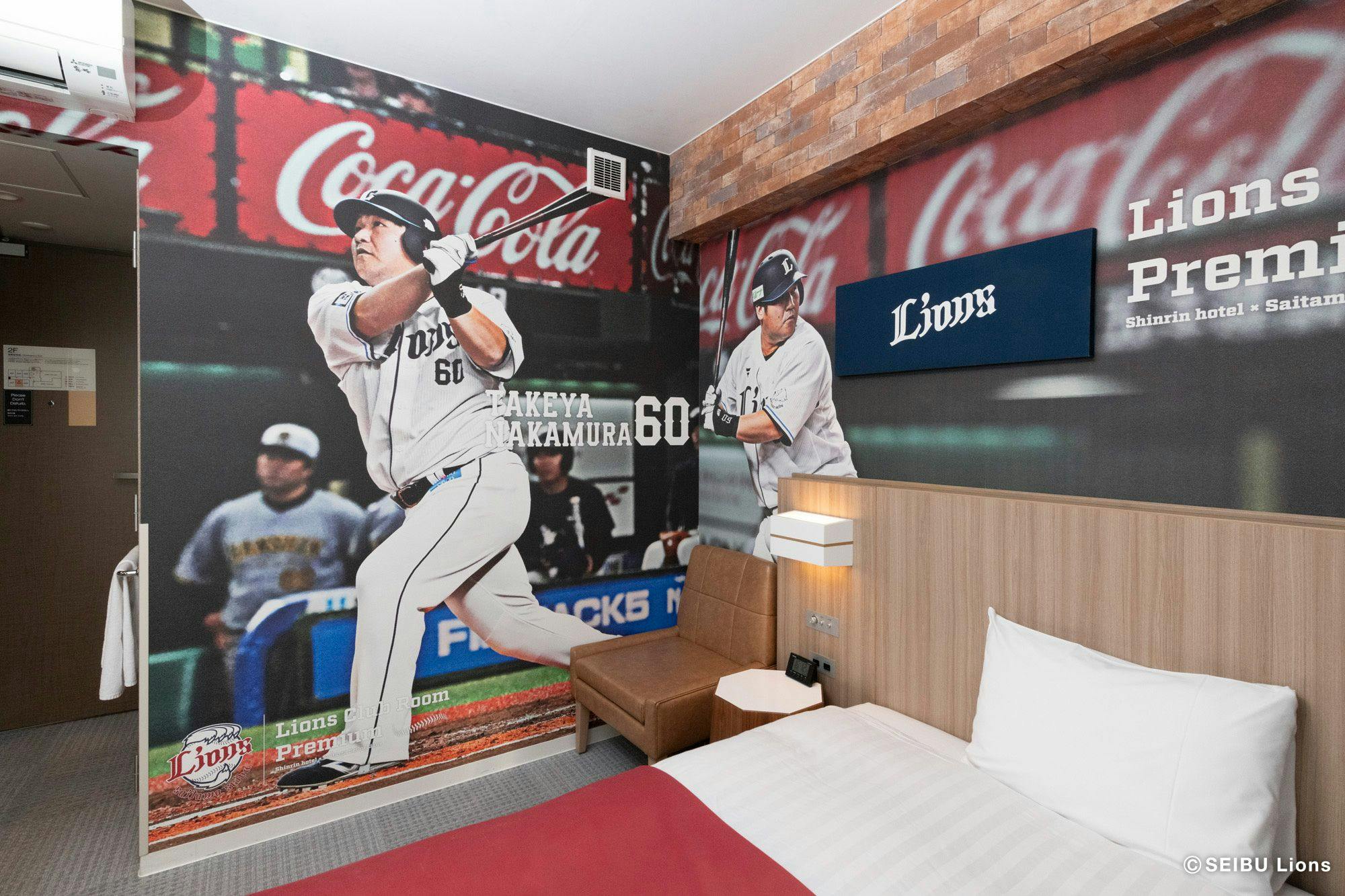ห้องพักนี้ใช้ภาพหลักเป็นนักกีฬา นากามูระ