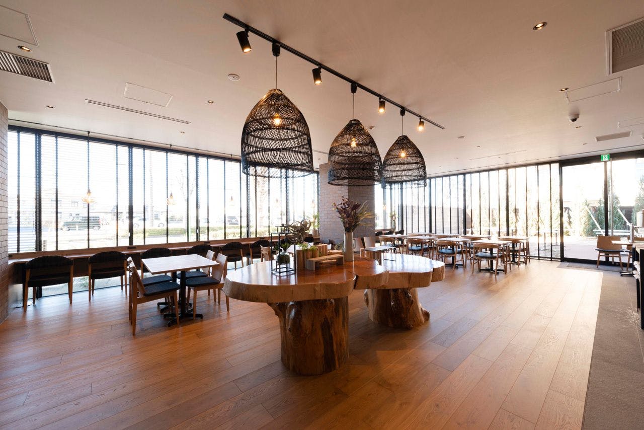 ร้านอาหารชั้น 1 (สถานที่รับประทานอาหารเช้า)