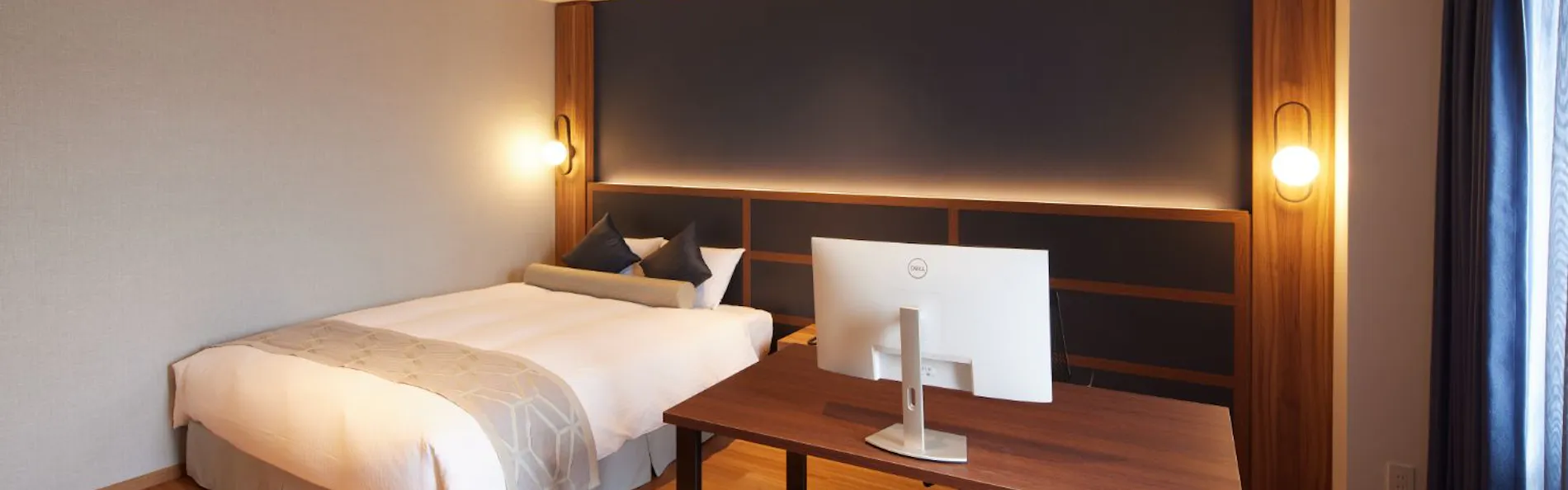 HOTEL SAILS