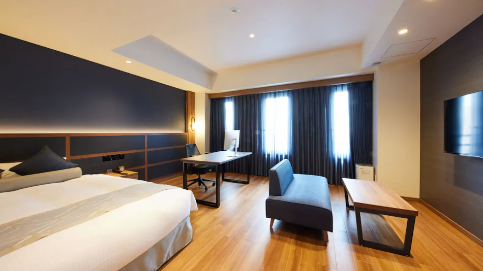 HOTEL SAILS