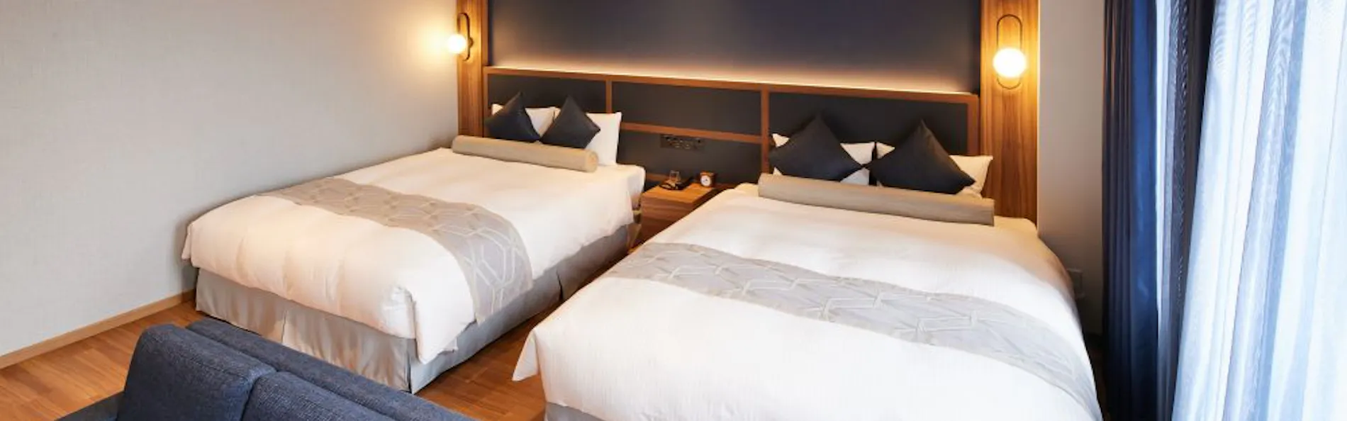 HOTEL SAILS