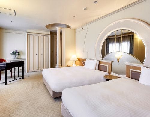 ロイヤルパインズスイート(ベッド幅140cm)