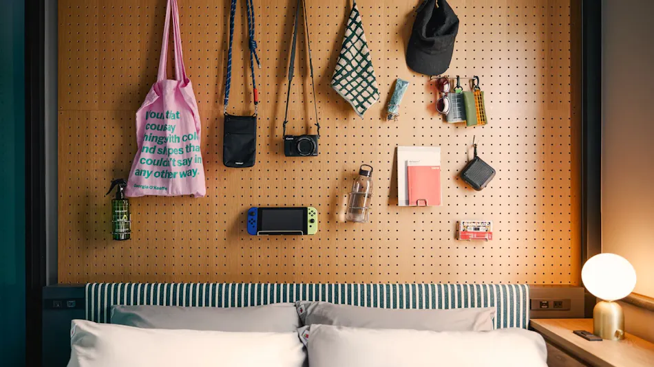 BASE LAYER HOTEL NAGOYANISHIKI