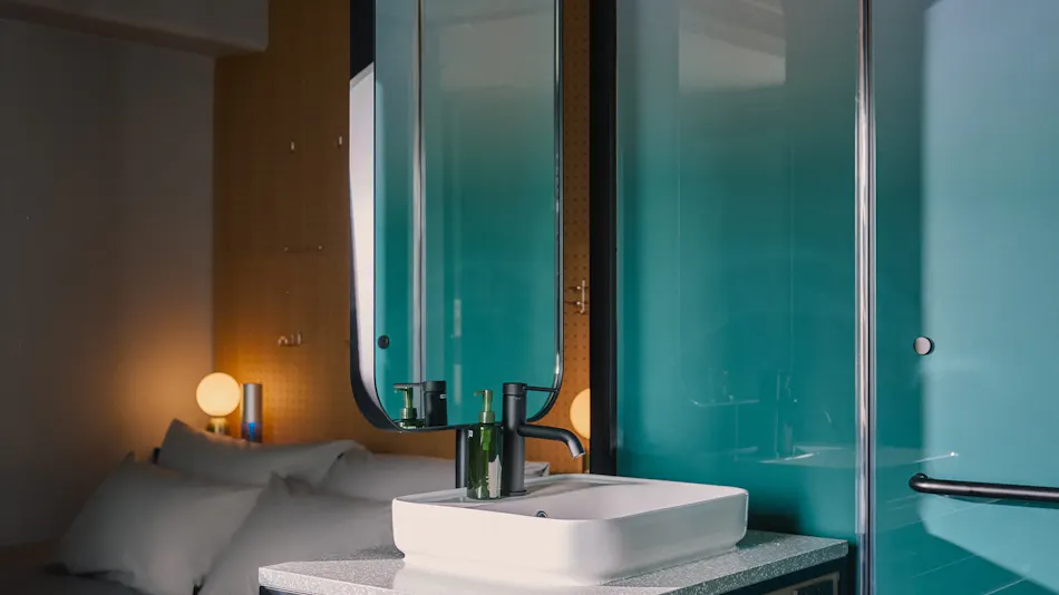 BASE LAYER HOTEL NAGOYANISHIKI