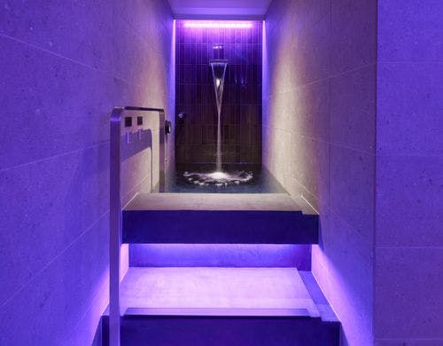 Sauna Bunk Suite:客室内サウナ設備