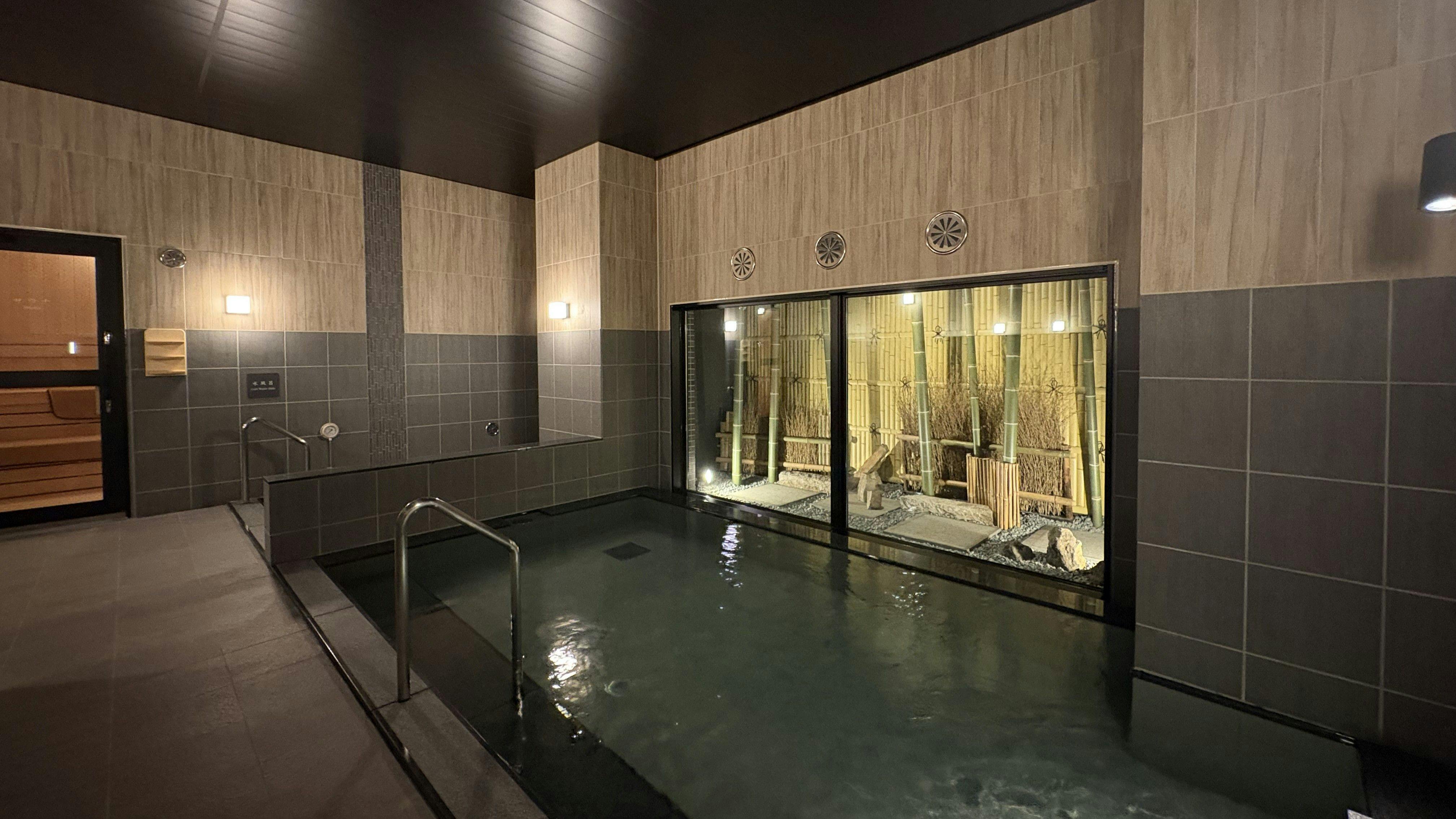 ホテルルートインGrand三沢-EAST COURT-