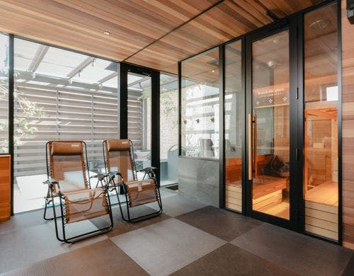 館内併設の個室サウナルーム