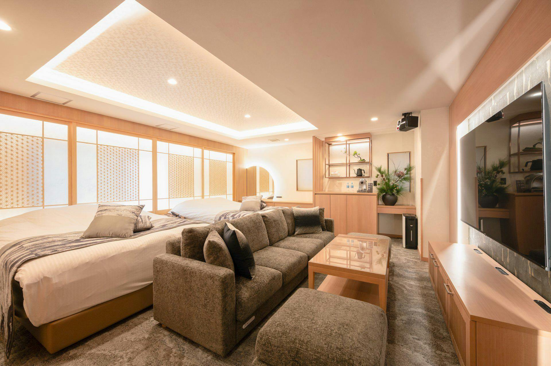 HOTEL みなと 新宿