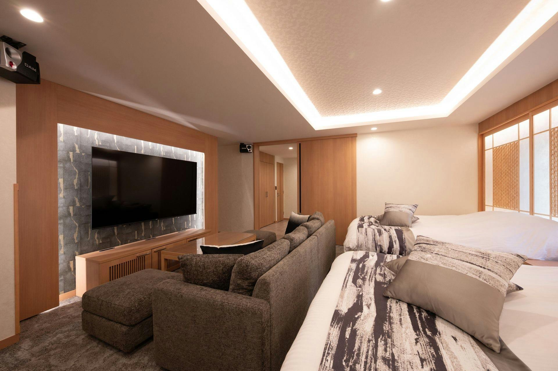 HOTEL みなと 新宿