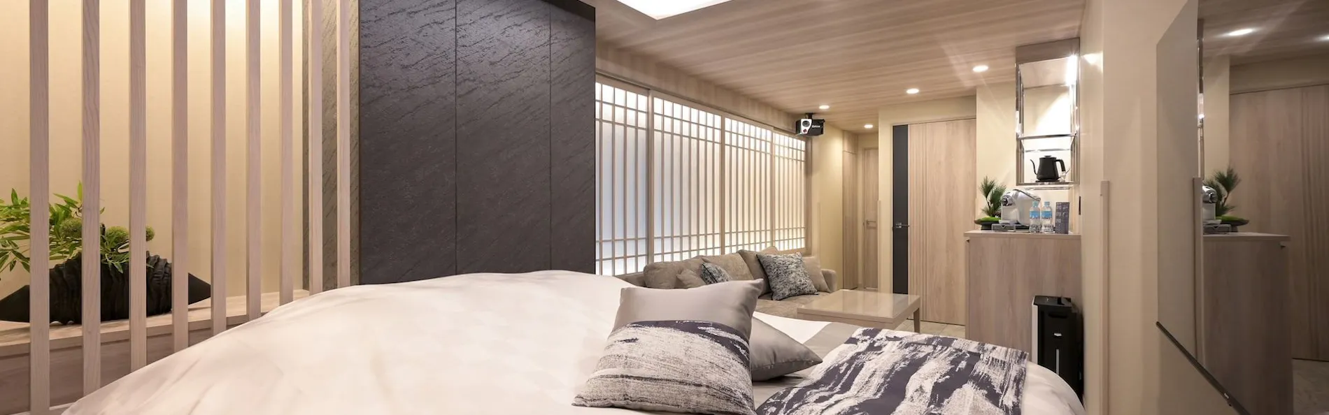 HOTEL みなと 新宿