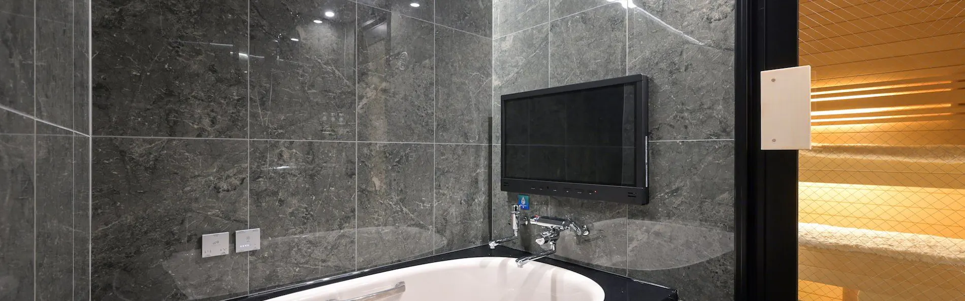 HOTEL みなと 新宿