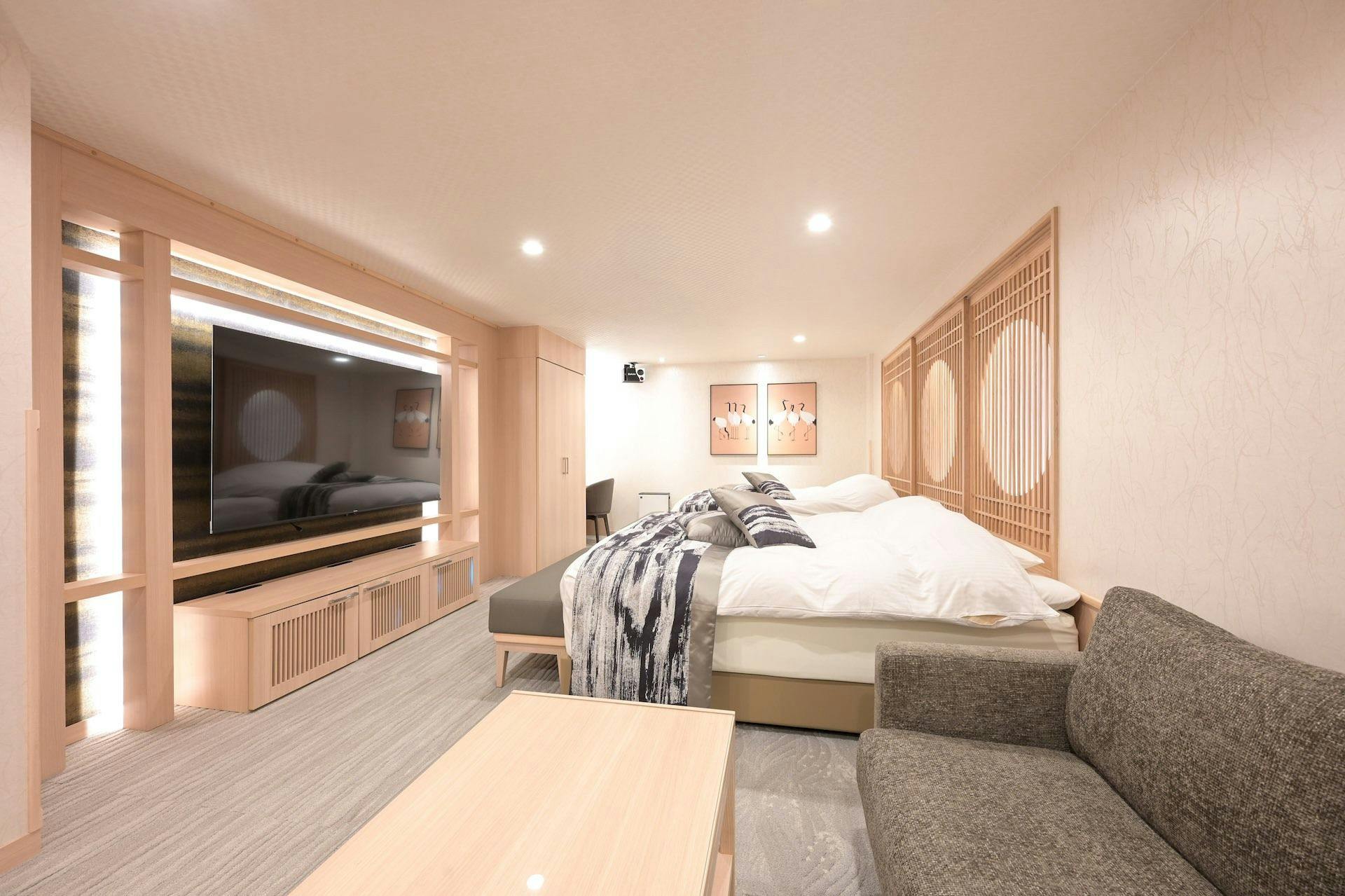 HOTEL みなと 新宿