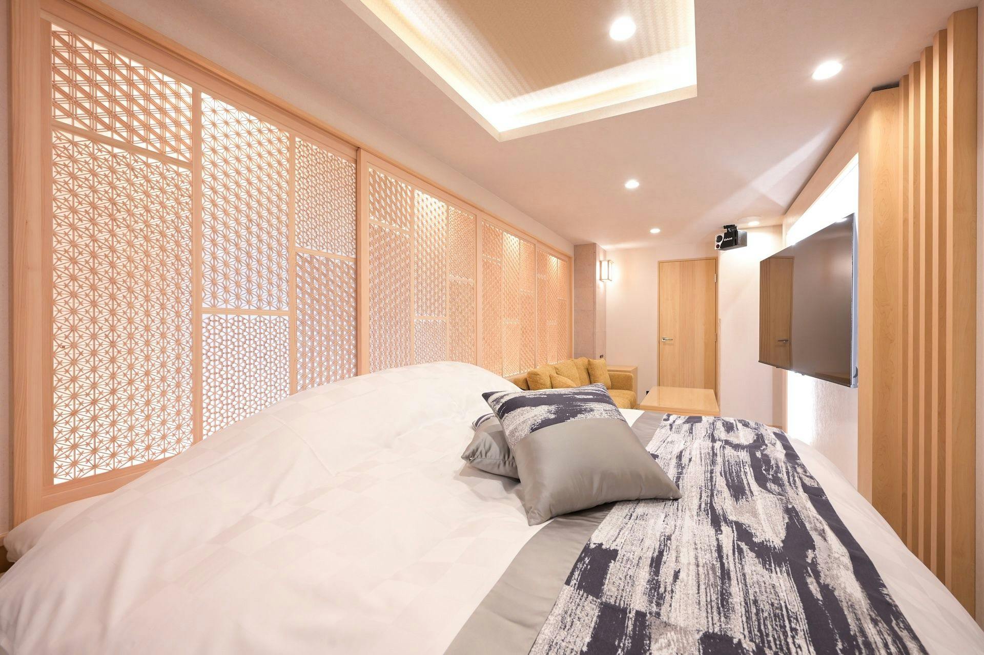 HOTEL みなと 新宿