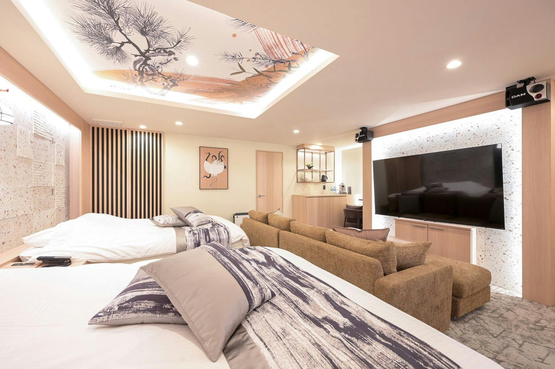 HOTEL みなと 新宿