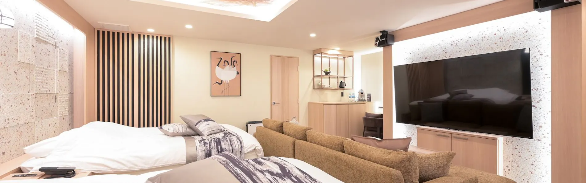 HOTEL みなと 新宿
