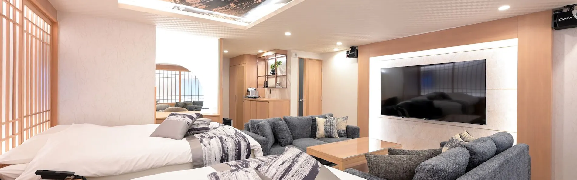 HOTEL みなと 新宿