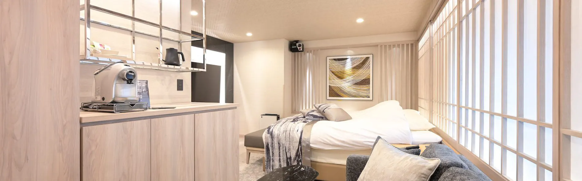 HOTEL みなと 新宿