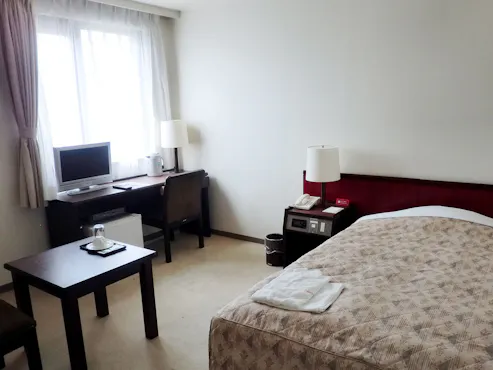 Tempat tidur semi-double