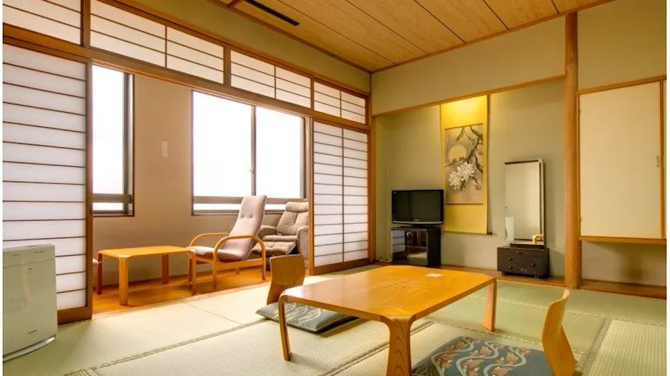 Akoya Hall