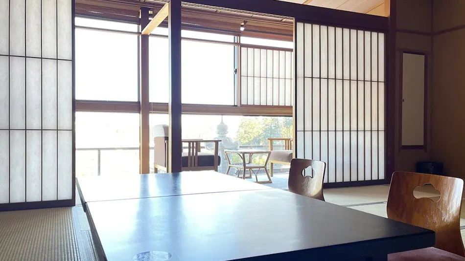 Sparrow's Inn Isobekan