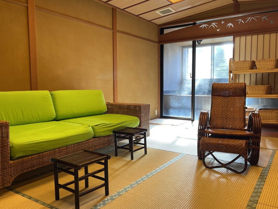 Sparrow's Inn Isobekan