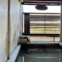 บ่อน้ำพุร้อนกลางแจ้ง