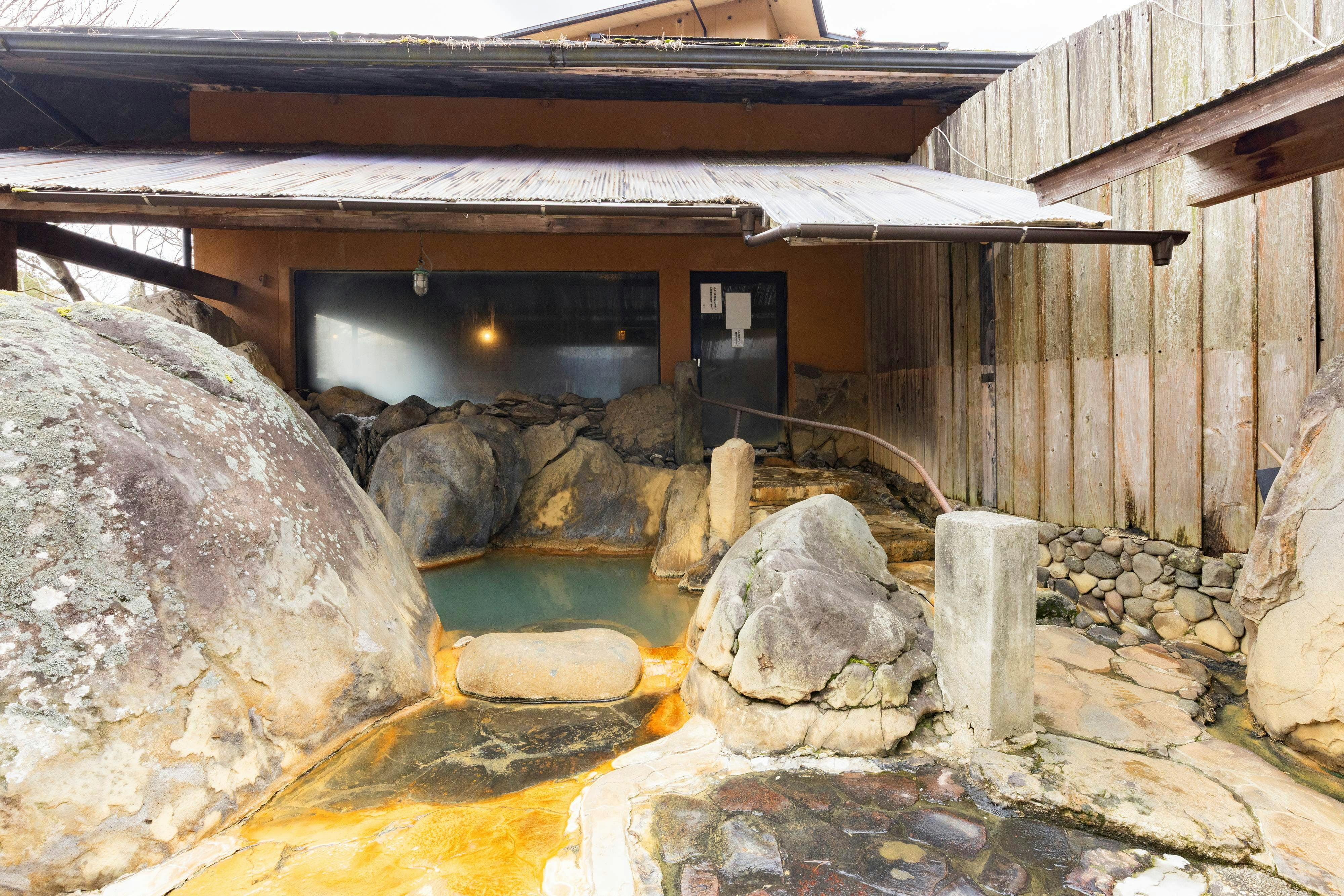 Aso Baien Spa Resort