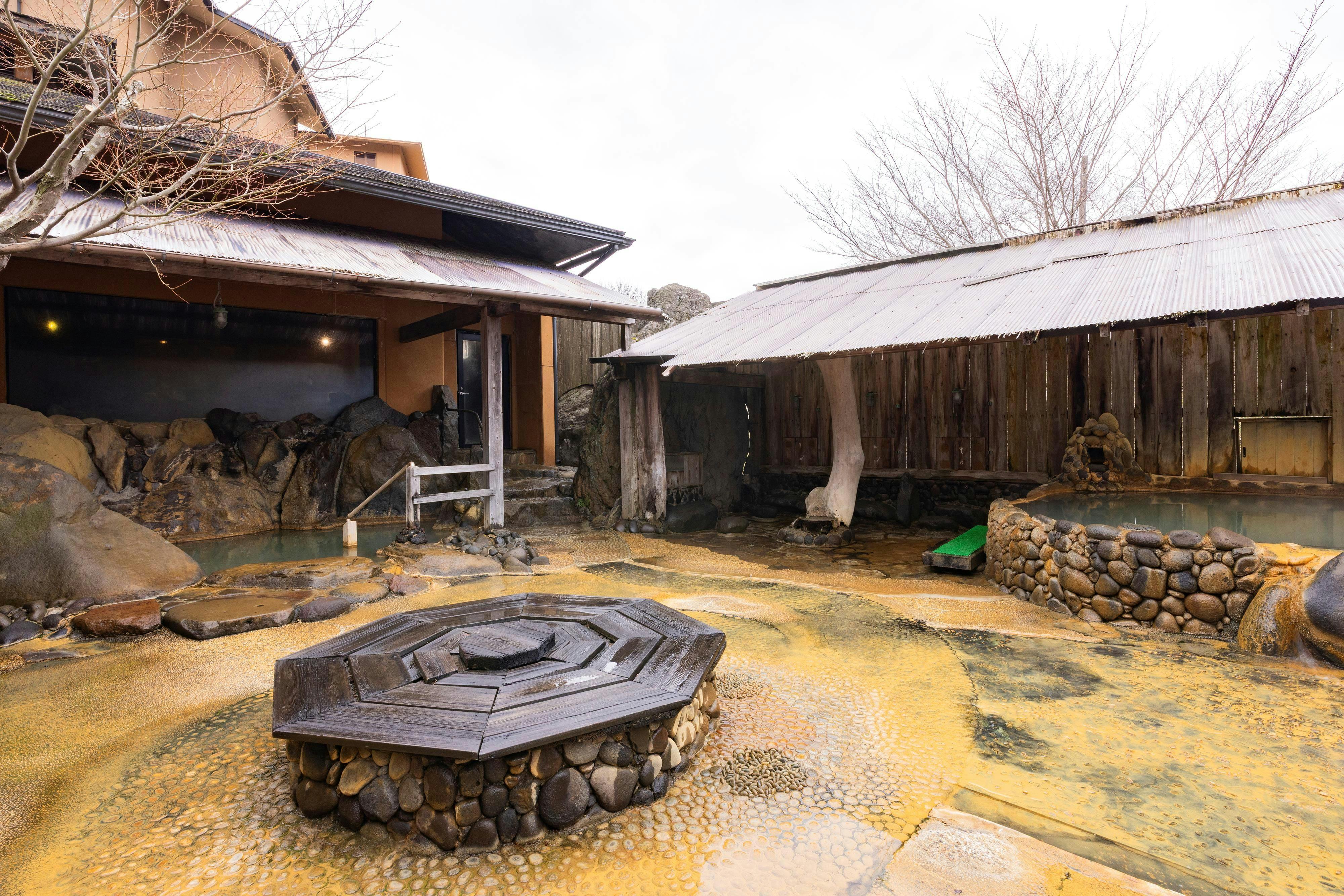 Aso Baien Spa Resort