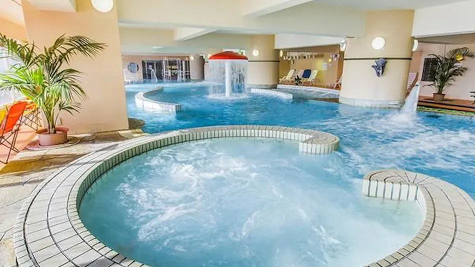 Hotel Maholova Minds Miura