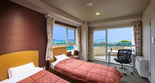 Hotel Maholova Minds Miura