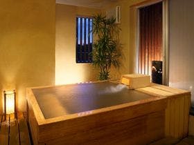 伊香保温泉　名物畳風呂と料理自慢の宿　ホテル　きむら