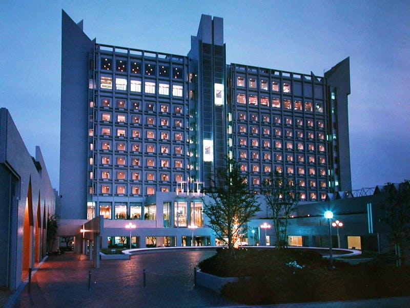 ภายนอก (กลางคืน)