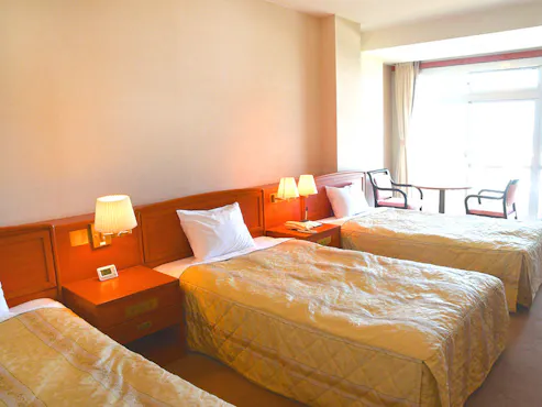 ห้องพักครอบครัวสไตล์ตะวันตกพร้อมห้องน้ำและห้องสุขา (30 ตร.ม.)