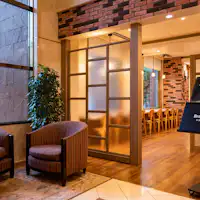 Restoran lantai 1 'Premiere'