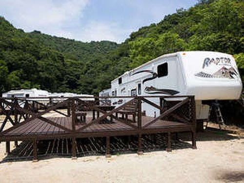 トレーラーハウスの内装