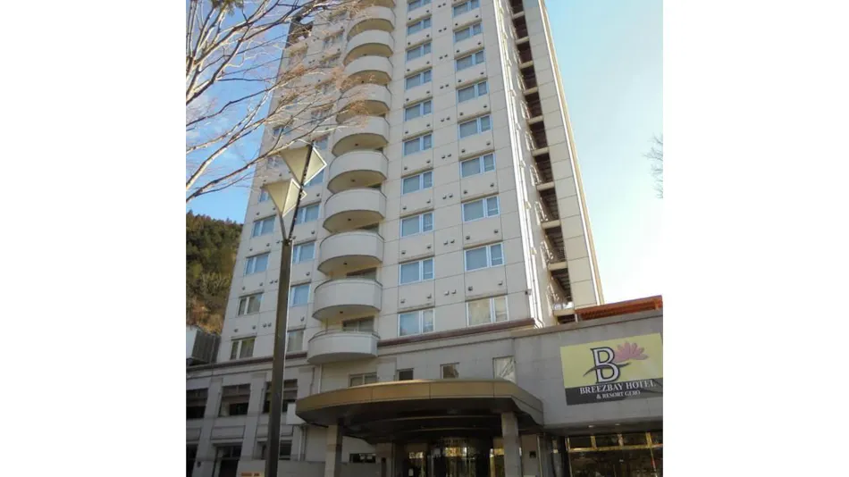 Breezbay Hotel & Resort Gero