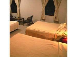 ห้องพักแบบทริปเปิลสำหรับ 3 ท่านจากห้องพักแบบทวิน.