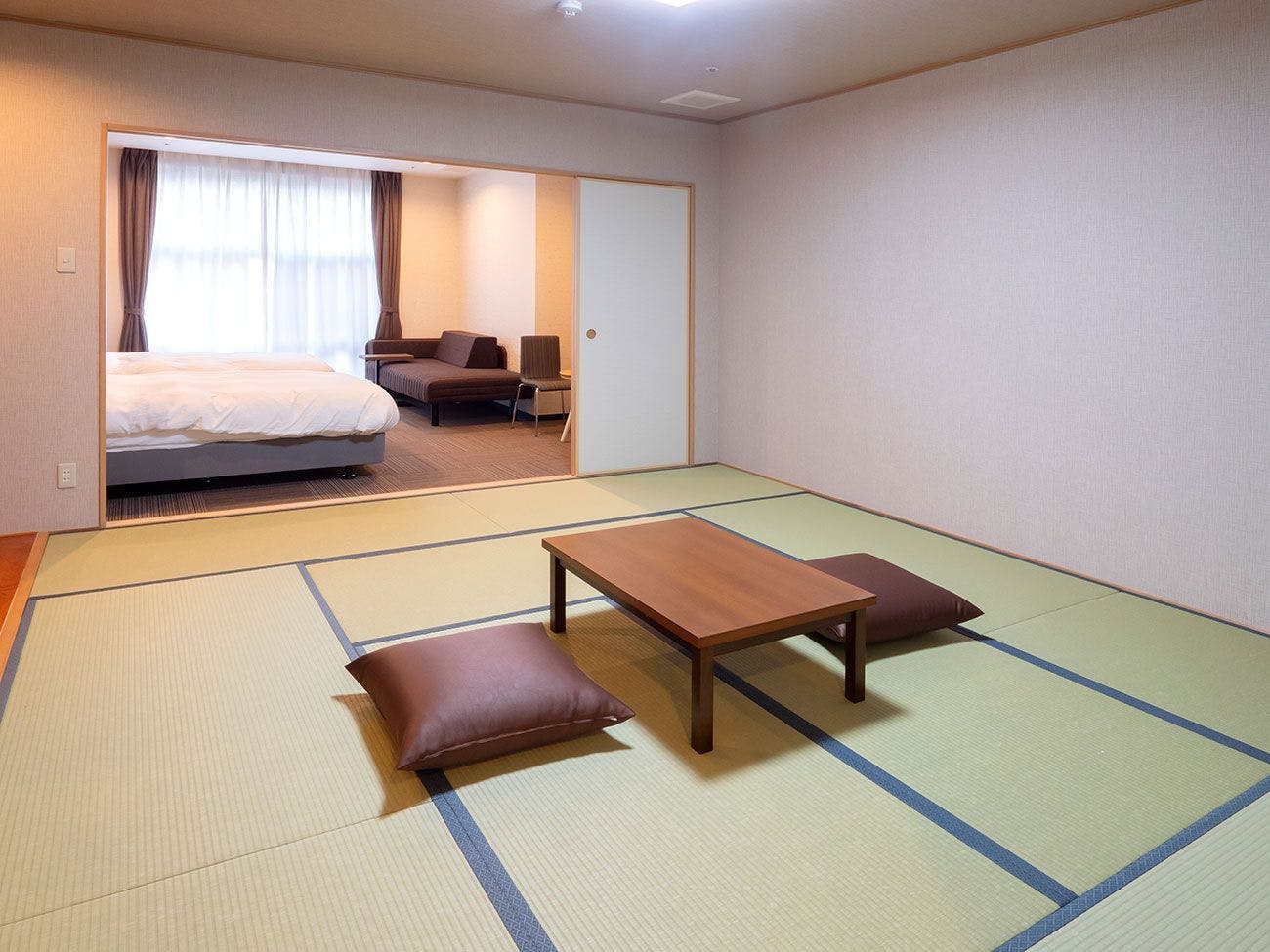 Ooedo Onsen Monogatari Premium Enakyo
