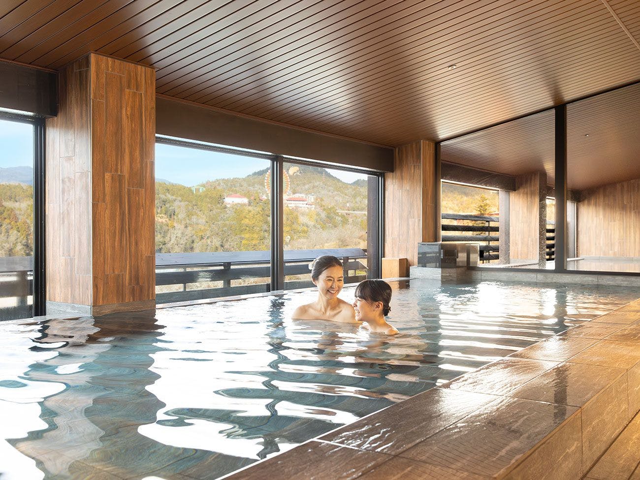 ห้องอาบน้ำรวมขนาดใหญ่ “อิตาดากิ โนะ ยู”