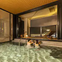 ออนเซ็นกลางแจ้ง ซาอิโนะยุ (สำหรับผู้หญิง)