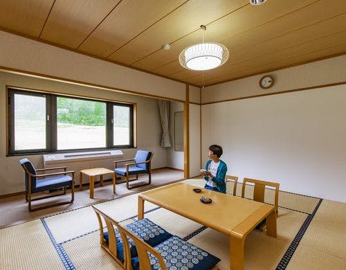 和室10畳妙高側