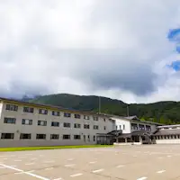 ภายนอกของคิวคามูระ มโยโกะ