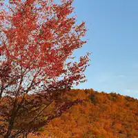 붉게 물들어가는 차우스산.