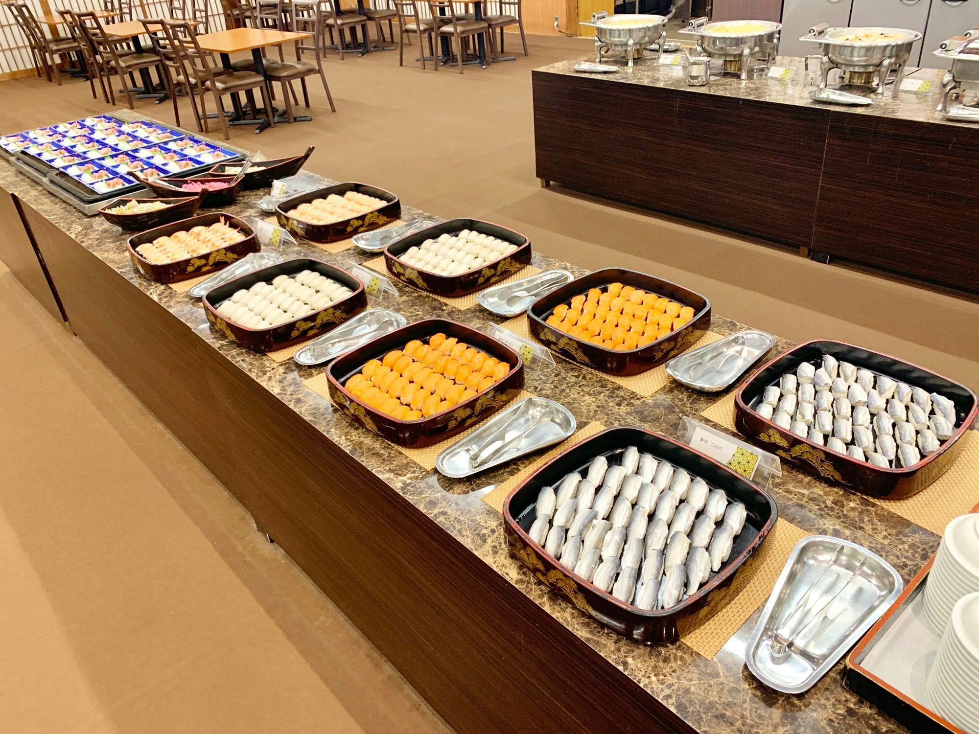 ตัวอย่างบุฟเฟ่ต์อาหารเย็น