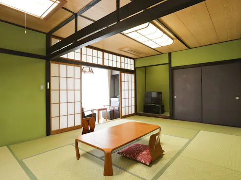 ห้องพักแบบญี่ปุ่น 10 เสื่อทาทามิ ในอาคารเสริม