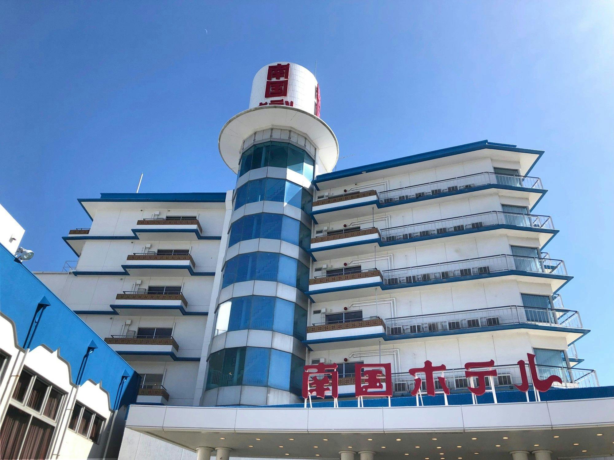 ภายนอกโรงแรม