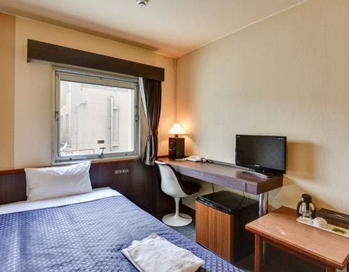 客室／セミダブルルーム（一例）