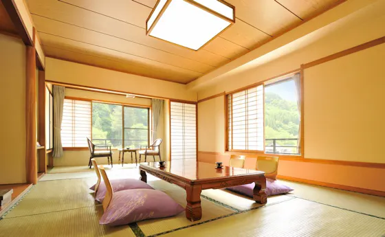 Kamar Standar Gaya Jepang Yubatakan - Merokok