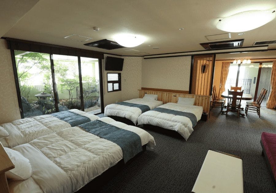 Hotel Taihei - Natural Hot Spring "Kanran no Yu" at the Foot of Matsuyama Castle - Sourced from Okudogo Onsen -